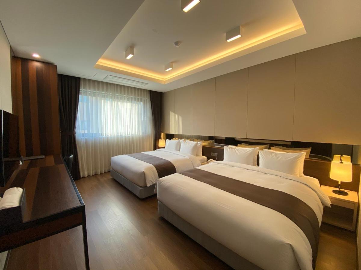 New Donghae Tourist Hotel Room photo