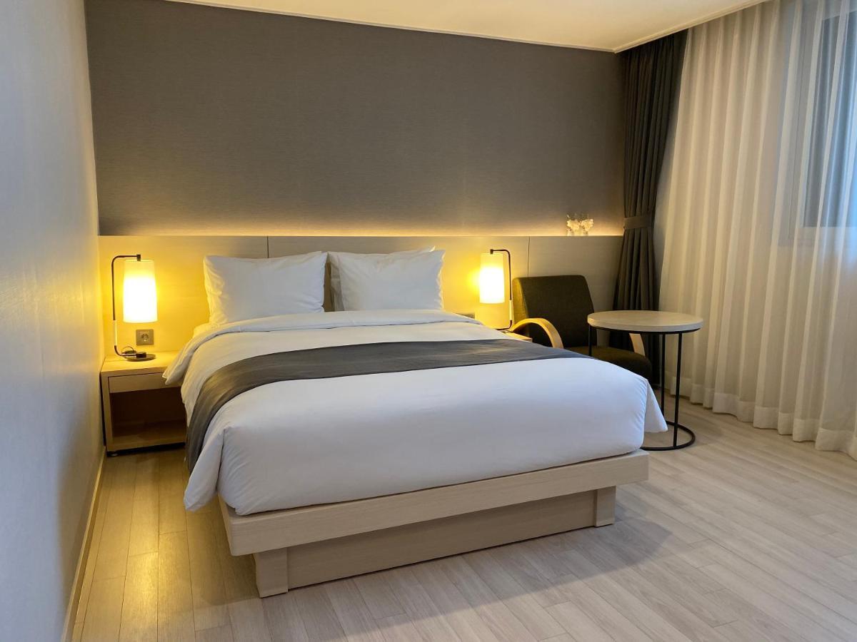 New Donghae Tourist Hotel Room photo