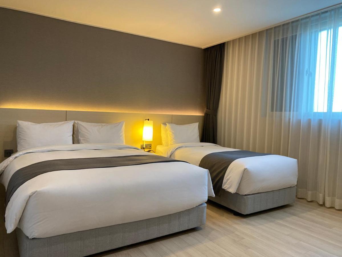 New Donghae Tourist Hotel Room photo