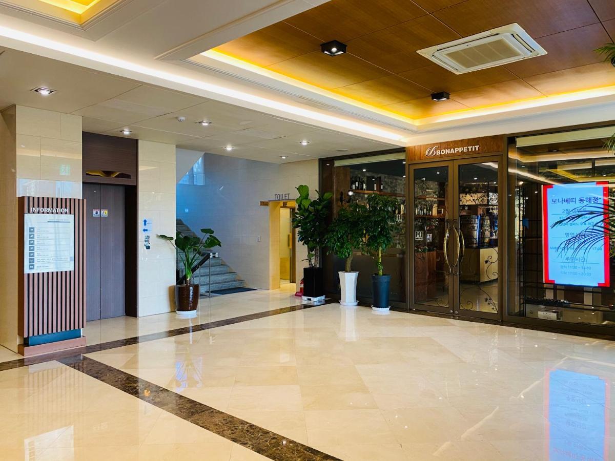 New Donghae Tourist Hotel Exterior photo